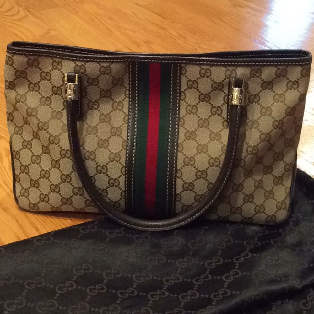 Gucci signature tote bag